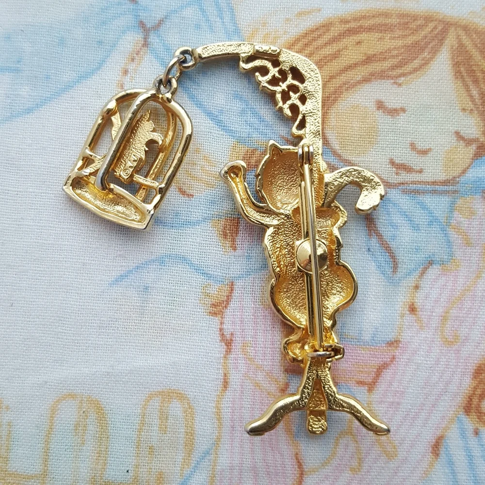 🌙Large Signed JJ Vintage Cat Brooch Pin Moving Parts - Picture 4 of 10